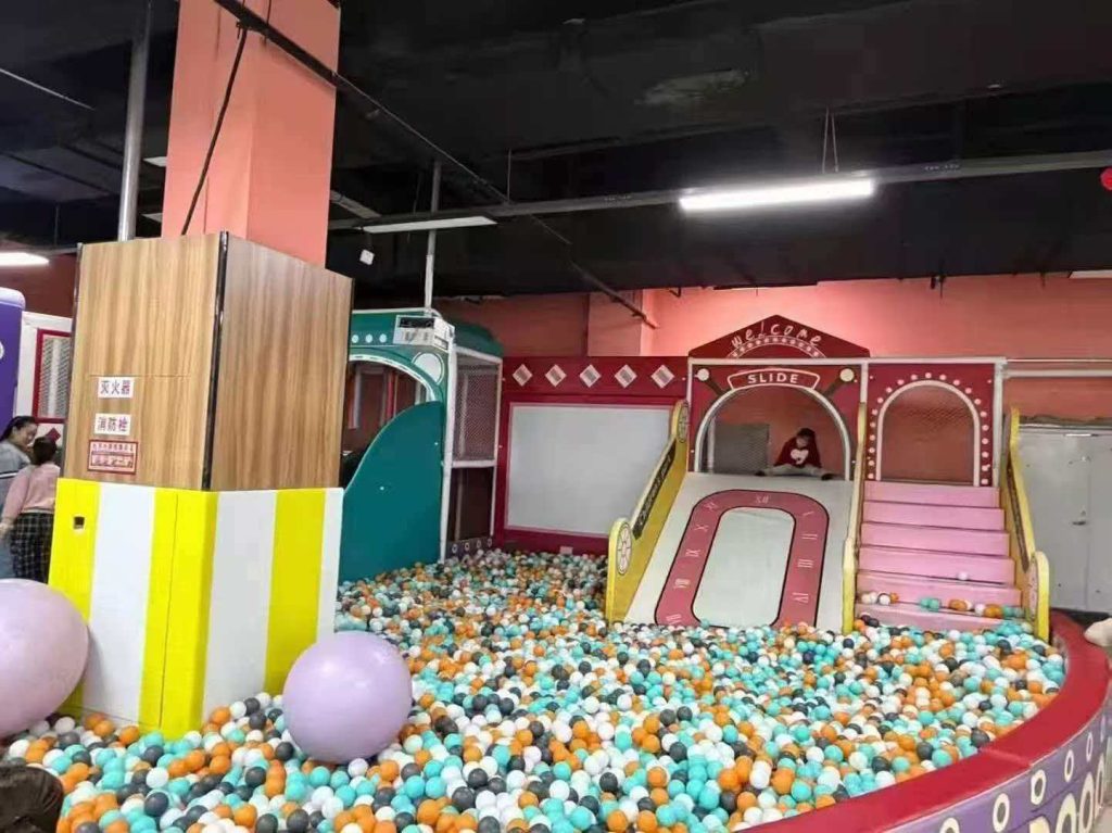 600㎡ Indoor Kids Playground - main product view