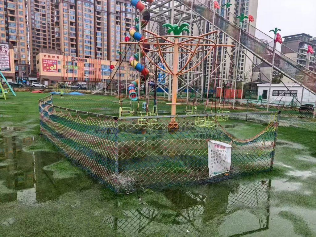 Kids' Physical Expansion Play - close-up details