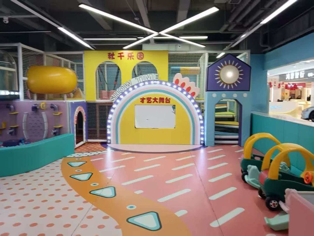 300㎡ Indoor Kids Playground - in operation