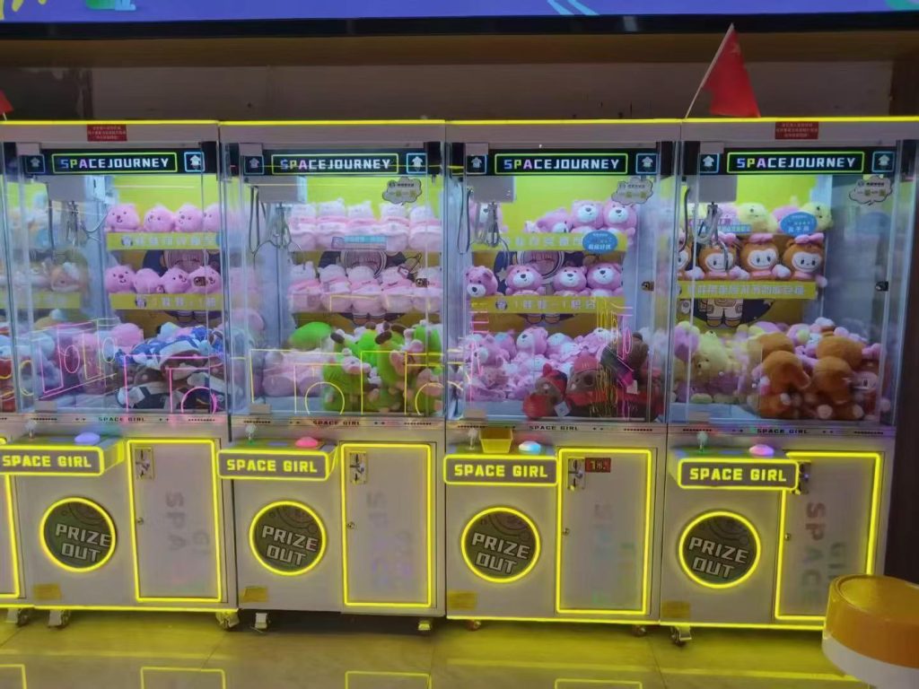 Arcade game equipment - detailed features