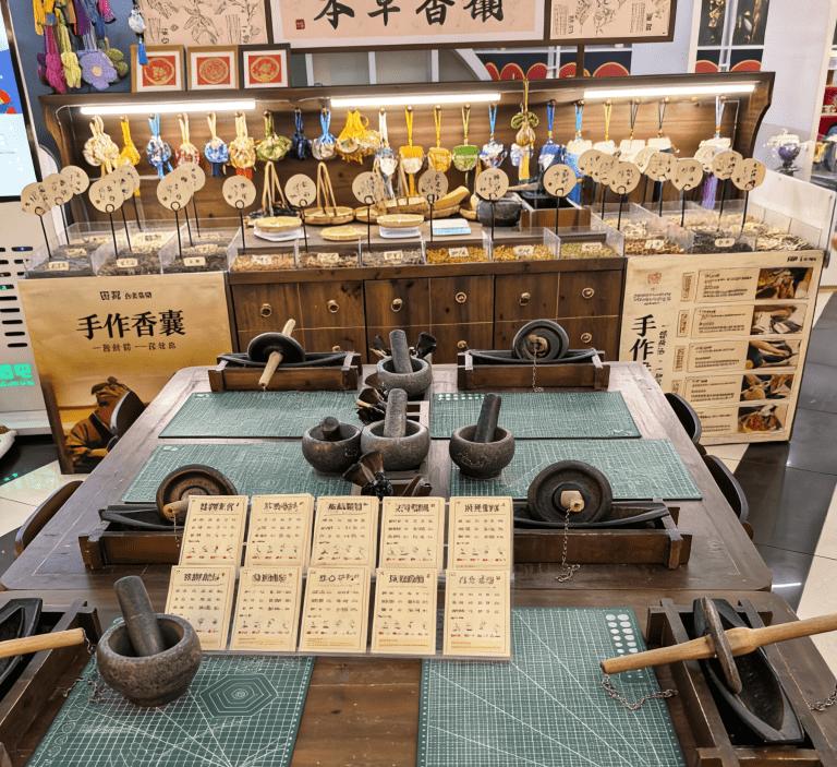 Handmade Sachet DIY Experience - close-up details