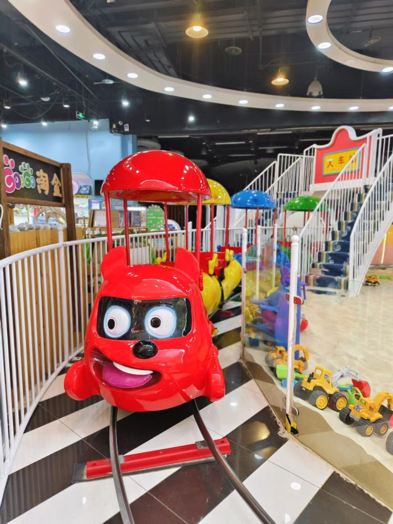 Track Train Ride for Indoor Amusement - detailed features