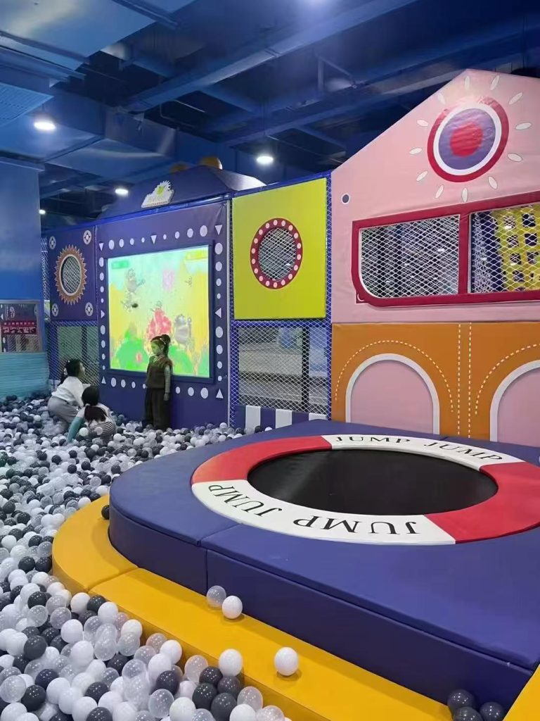 400㎡ Indoor Kids Playground - in operation